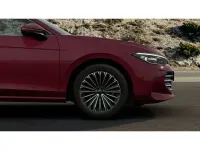 Gebraucht VW Passat Elegance 150 PS (110 kW) 2025 Chilirot metallic Kombi