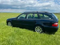 Gebraucht Mercedes E270 177 PS (130 kW) 2003 Blau Kombi