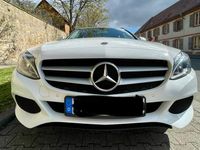 Second-hand Mercedes C180 Edition 156 CP (114 kW) 2018 Alb Break