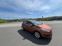 Gebraucht Ford Fiesta Ambiente 60 PS (44 kW) 2016 Braun Kleinwagen