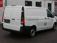 Gebraucht Mercedes Vito 163 PS (119 kW) 2020 Weiß Van