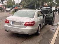 Gebraucht Mercedes E250 204 PS (150 kW) 2012 Silber Limousine