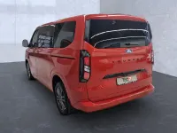 Gebraucht Ford Tourneo Custom Titanium 150 PS (110 kW) 2026 Artisan red Van