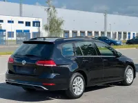 Gebraucht VW Golf VII Highline 150 PS (110 kW) 2019 Schwarz Kombi