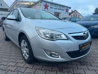 Gebraucht Opel Astra Design Edition 116 PS (85 kW) 2011 Silber Kombi
