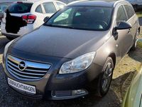 Gebraucht Opel Insignia Edition 160 PS (117 kW) 2011 Karbongrau Kombi