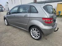Gebraucht Mercedes B200 140 PS (102 kW) 2005 Grau Van / Kleinbus