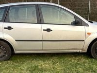 Gebraucht Ford Fiesta 80 PS (58 kW) 2002 Grau Kleinwagen