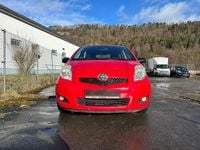 Gebraucht Toyota Yaris 69 PS (50 kW) 2010 Rot Kleinwagen