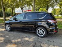 Gebraucht Ford S-MAX Titanium 150 PS (110 kW) 2020 Schwarz Van / Kleinbus