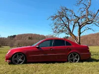 Gebraucht Mercedes E500 306 PS (225 kW) 2002 Rot Limousine