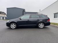 Gebraucht VW Golf VI 105 PS (77 kW) 2010 Schwarz Kleinwagen