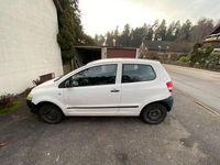 Gebraucht VW Fox 54 PS (39 kW) 2008 Weiß Kleinwagen