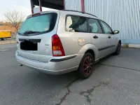 Usata Ford Focus 118 CV (86 kW) 2002 Argento Station wagon