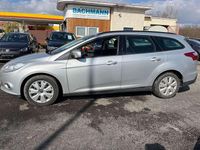 Gebraucht Ford Focus Trend 125 PS (91 kW) 2014 Polarsilber metallic Kombi