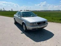 Käytetty Audi 80 90 HP (66 kW) 1994 Hopea Sedan