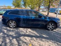 Second-hand Renault Talisman Initiale Paris 200 CP (147 kW) 2016 Albastru Break