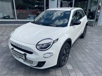 Gebraucht Fiat 600 Basis 101 PS (74 kW) 2024 Weiß SUV