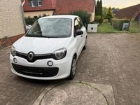Second-hand Renault Twingo 90 CP (66 kW) 2015 Alb Hatchback