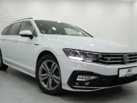 Gebraucht VW Passat R-line 150 PS (110 kW) 2023 Weiß Kombi
