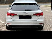 Gebraucht Audi A4 Sport 150 PS (110 kW) 2017 Weiß Kombi