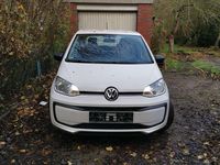 Gebraucht VW up! CLUB 68 PS (50 kW) 2016 Weiß Kleinwagen