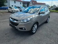 Gebraucht Hyundai ix35 Premium 184 PS (135 kW) 2011 Silber SUV