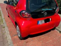 Gebraucht Toyota Aygo 68 PS (50 kW) 2009 Rot Kleinwagen