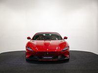 Gebraucht Ferrari Roma 620 PS (456 kW) 2025 Rot Coupé