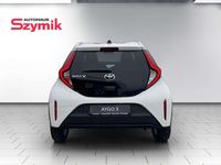 Gebraucht Toyota Aygo X Active 72 PS (52 kW) 2024 Schneeweiß SUV