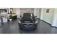 Gebraucht Volvo V40 CC Momentum 190 PS (139 kW) 2016 Schwarz Kombi