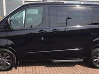 Gebraucht Ford Tourneo 185 PS (136 kW) 2021 Schwarz Van / Kleinbus