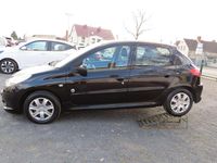 Gebraucht Peugeot 206 73 PS (53 kW) 2012 Schwarz Kleinwagen