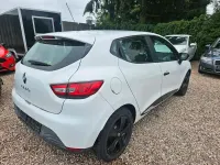 Gebraucht Renault Clio IV 90 PS (66 kW) 2014 Weiß Limousine