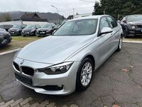 Gebraucht BMW 318 136 PS (100 kW) 2015 Silber Limousine