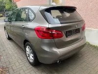 Gebraucht BMW 218 Active Tourer Basis 136 PS (100 kW) 2016 Silber Van / Kleinbus