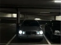 Gebraucht Mercedes E240 170 PS (125 kW) 1998 Silber Limousine