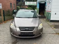 Gebraucht Kia Ceed 122 PS (89 kW) 2008 Beige Kleinwagen