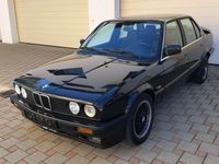 Gebraucht BMW 320 192 PS (141 kW) 1989 Schwarz metallic Limousine
