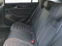 Gebraucht VW Passat IQ Drive 150 PS (110 kW) 2024 Maripositgrün met. Kombi