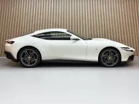 Gebraucht Ferrari Roma 620 PS (456 kW) 2021 Bianco avus Coupé