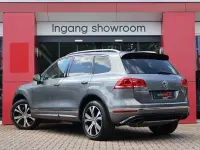 Gebraucht VW Touareg R-line 262 PS (192 kW) 2016 Grau SUV
