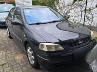 Second-hand Opel Astra 101 CP (74 kW) 2001 Negru Hatchback