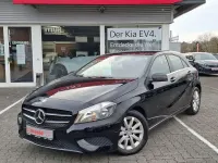 Gebraucht Mercedes A180 122 PS (89 kW) 2015 Schwarz Limousine