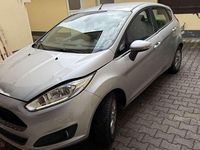 Gebraucht Ford Fiesta Ambiente 75 PS (55 kW) 2013 Kleinwagen