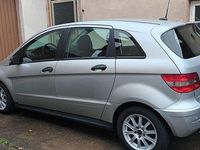 Gebraucht Mercedes B180 109 PS (80 kW) 2008 Grau Van / Kleinbus