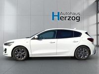Gebraucht Ford Focus ST-Line X 155 PS (114 kW) 2023 Frozen white Limousine