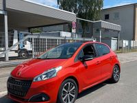 Gebraucht Peugeot 208 Active 82 PS (60 kW) 2017 Orange Kleinwagen