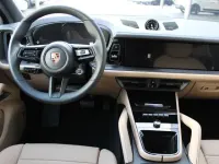 Gebraucht Porsche Cayenne E-Hybrid 470 PS (345 kW) 2026 Blau SUV
