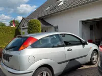 Gebraucht Ford Focus 75 PS (55 kW) 2000 Silber Kleinwagen